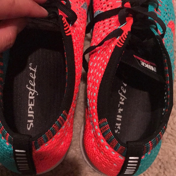 Nike Flyknit Racer - Picture 8 of 8